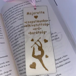 Majorette - Idézetes Fa Könyvjelző – csapatmunka, barátság, erő