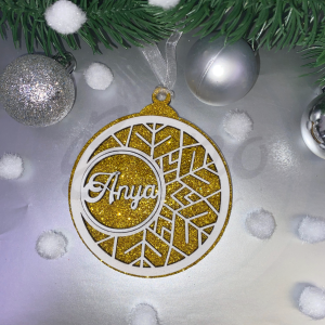 Hópelyhes karácsonyfadísz – Apa, Anya, Mama, Papa, Dédi