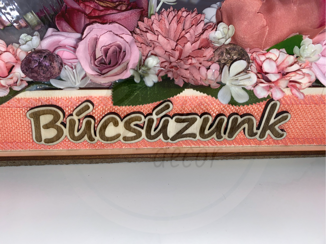 Mécseses sírdísz selyemvirágokkal – „Búcsúzunk” felirattal - Image 3